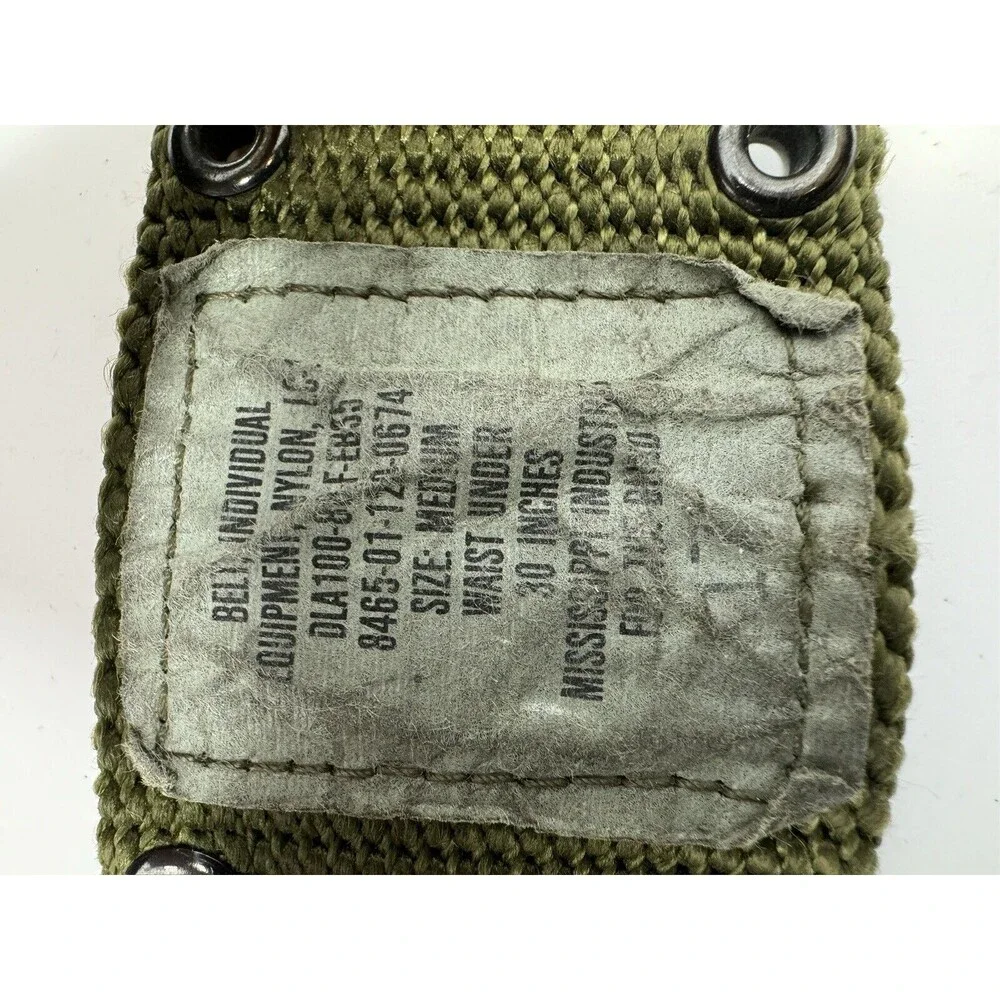 USGI Military LC2 Nylon Web Pistol Belt - Size Medium - Gray Plastic Buckle